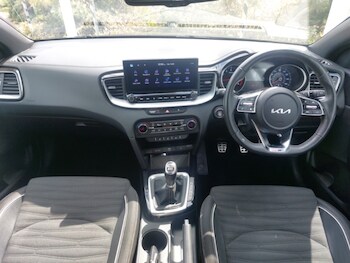 Used Kia Ceed 2022 for sale - 75608551: Photo