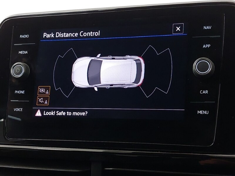 Used Volkswagen T-Roc 2023 for sale - 77948640: Photo 11