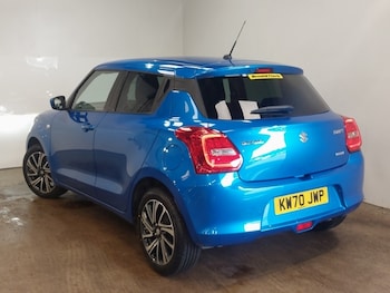 Used Suzuki Swift 2020 for sale - 75663443: Photo