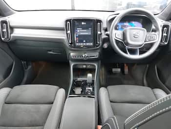 Used Volvo XC40 2023 for sale - 79629336: Photo