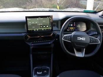 Used Dacia Duster 2025 for sale - 77126839: Photo