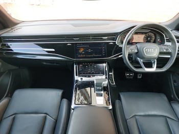 Used Audi Q8 2023 for sale - 78243965: Photo