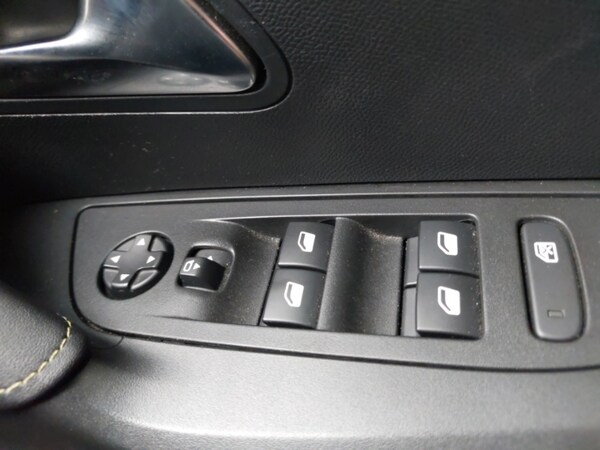 Used Peugeot 2008 2022 for sale - 76321166: Photo 12