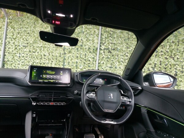 Used Peugeot 2008 2022 for sale - 76321166: Photo 2