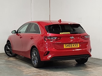Used Kia Ceed 2020 for sale - 75613886: Photo