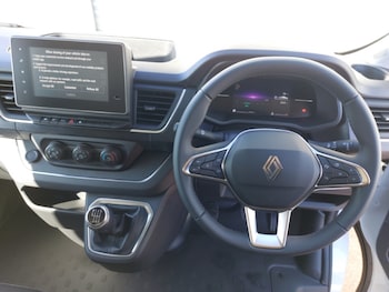 Used Renault Trafic 2025 for sale - 78490862: Photo