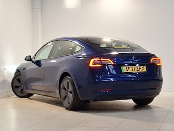 Used Tesla Model 3 2021 for sale - 77842168: Photo