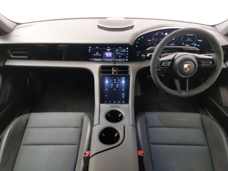 Used Porsche Taycan 2022 for sale - 76465783: Photo 2