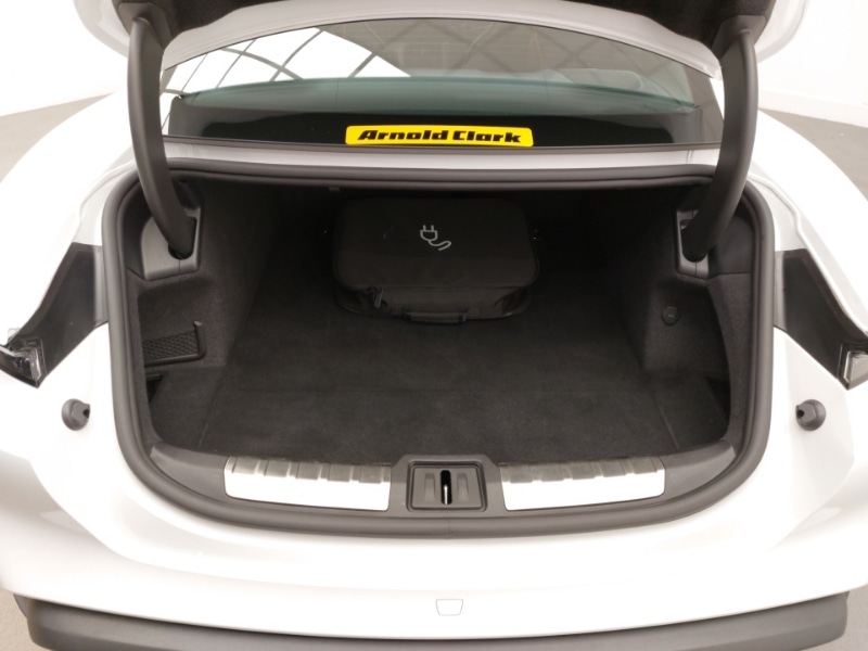 Used Porsche Taycan 2022 for sale - 76465783: Photo 8