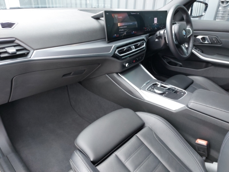 Used BMW 3 Series 2024 for sale - 76437412: Photo 5