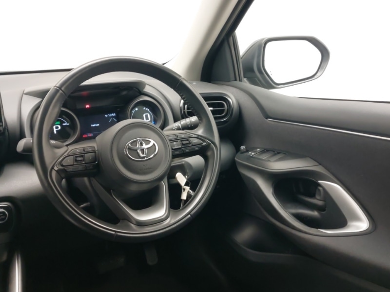 Used Toyota Yaris 2022 for sale - 77682758: Photo 11