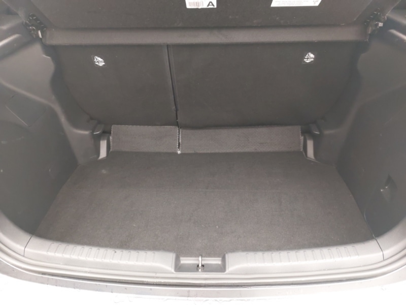 Used Toyota Yaris 2022 for sale - 77682758: Photo 8