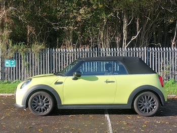 Used MINI Convertible 2024 for sale - 77115282: Photo