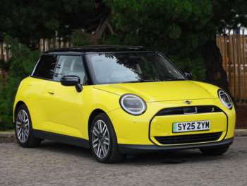 2025 - 160kW SE Classic [Level 2] 54kWh 3dr Auto
