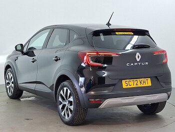 Used Renault Captur 2022 for sale - 79468063: Photo