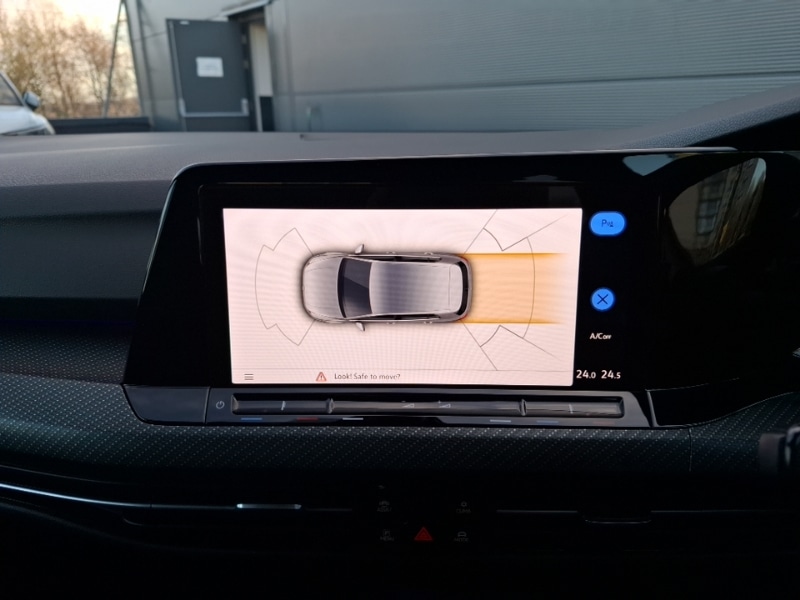 Used Volkswagen Golf 2023 for sale - 77954921: Photo 10