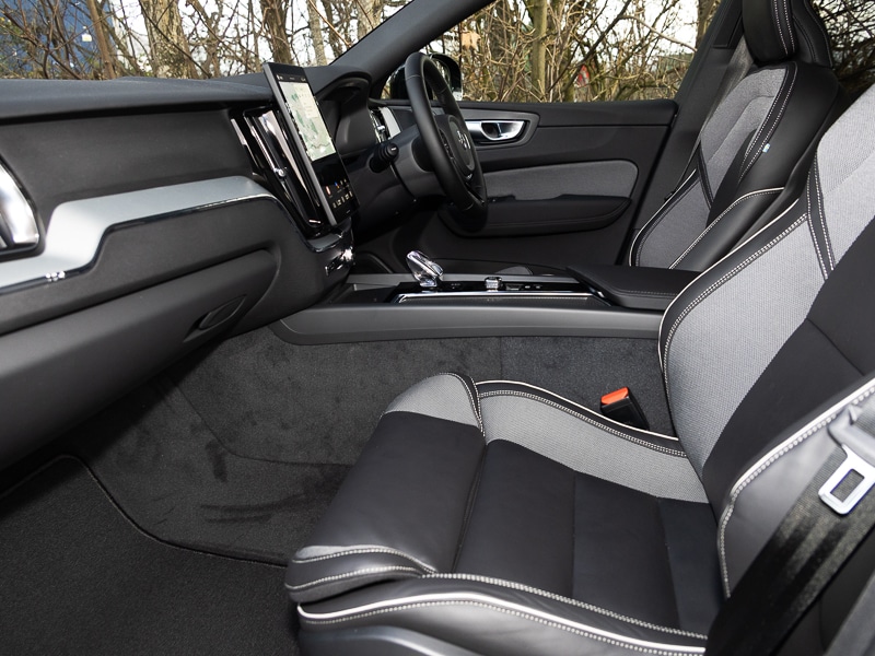 Used Volvo XC60 2025 for sale - 77308138: Photo 5