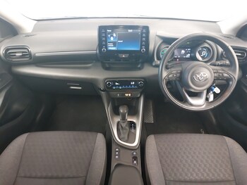 Used Toyota Yaris 2023 for sale - 78803347: Photo