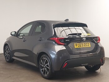 Used Toyota Yaris 2023 for sale - 78803347: Photo