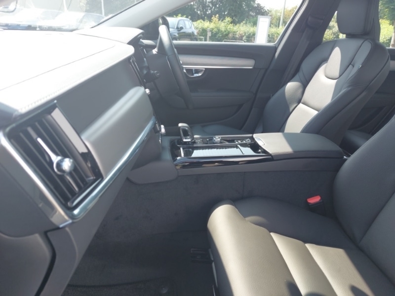 Used Volvo V90 2025 for sale - 77552898: Photo 5