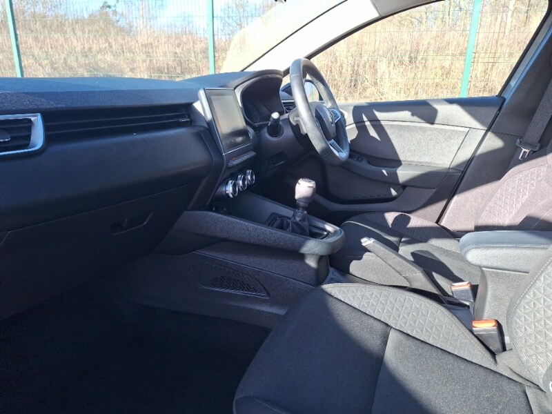 Used Renault Clio 2023 for sale - 77948413: Photo 5