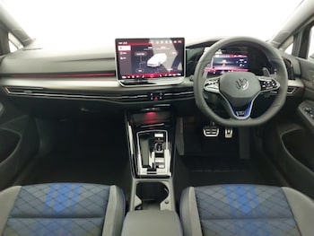 Used Volkswagen Golf 2025 for sale - 77019627: Photo