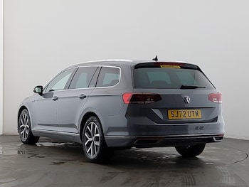 Used Volkswagen Passat 2022 for sale - 77190092: Photo