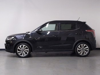 Used Ssangyong Tivoli 2022 for sale - 76369820: Photo