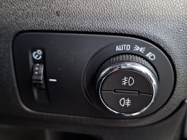Used Vauxhall Crossland 2021 for sale - 76204790: Photo 12