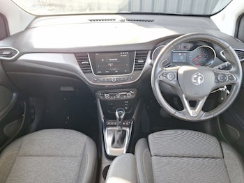 Used Vauxhall Crossland 2021 for sale - 76204790: Photo 2
