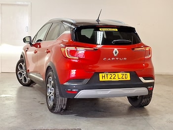 Used Renault Captur 2022 for sale - 75652048: Photo