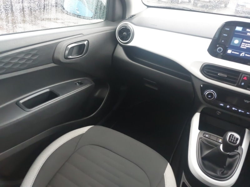 Used Hyundai i10 2022 for sale - 76737516: Photo 10