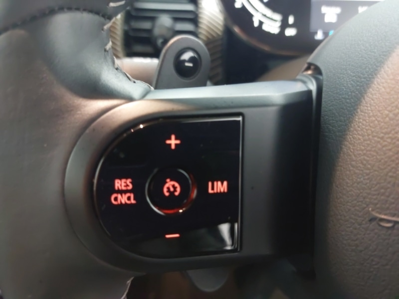 Used MINI Convertible 2023 for sale - 77108484: Photo 12