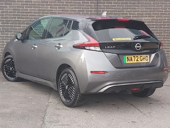 Used Nissan Leaf 2022 for sale - 77476240: Photo