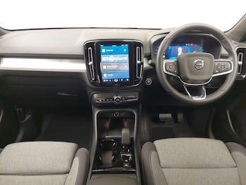Used Volvo XC40 2023 for sale - 77209671: Photo
