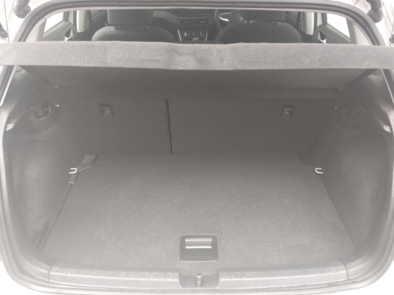 Used Volkswagen Polo 2023 for sale - 76420991: Photo 8