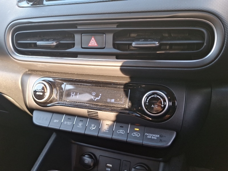 Used Hyundai KONA 2023 for sale - 77214623: Photo 11