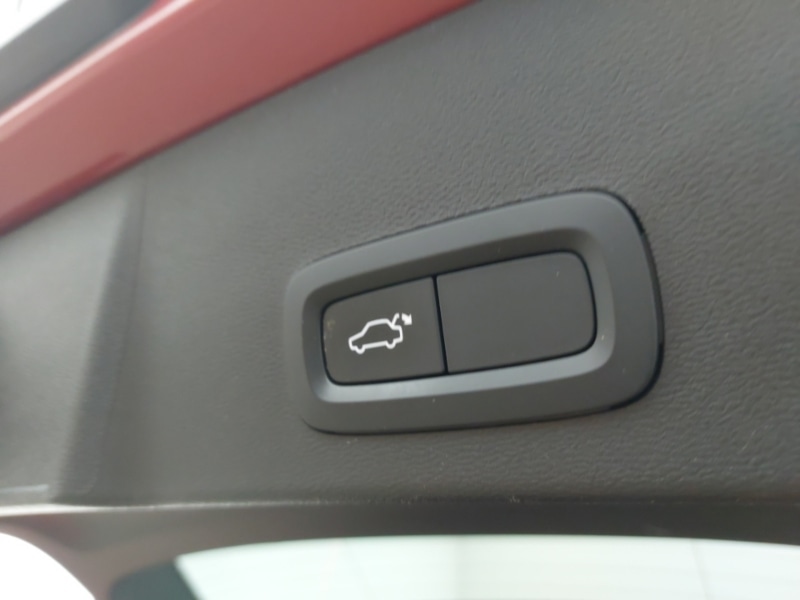 Used Volvo XC40 2020 for sale - 76483682: Photo 11