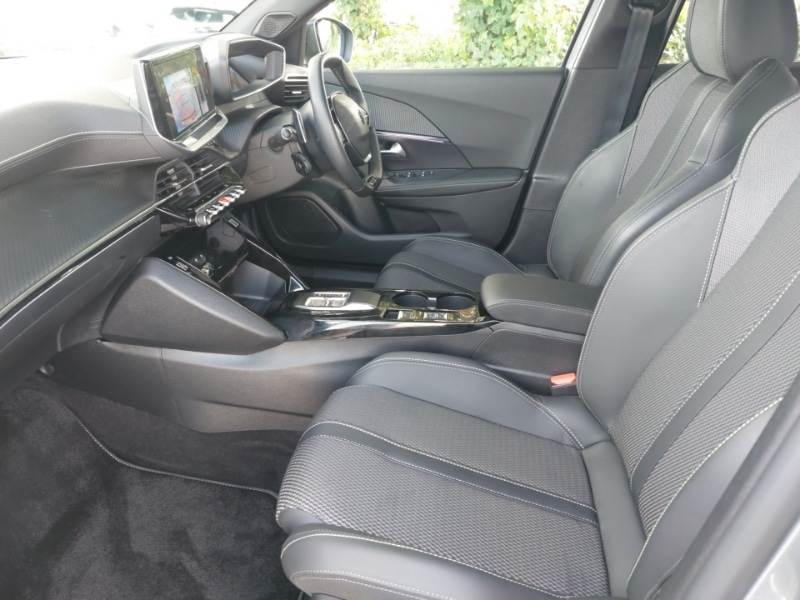 Used Peugeot 2008 2024 for sale - 76583883: Photo 5