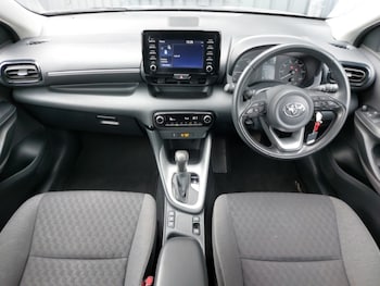 Used Toyota Yaris 2023 for sale - 78506704: Photo