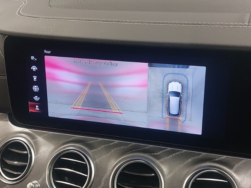 Used Mercedes-Benz E Class 2021 for sale - 76721321: Photo 11