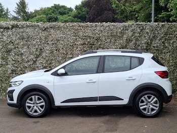 Used Dacia Sandero Stepway 2022 for sale - 78952342: Photo