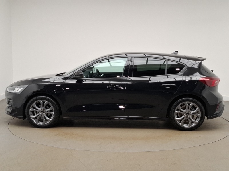 Used Ford Focus 2023 for sale - 77353103: Photo 4