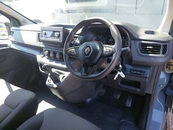 Used Renault Trafic 2023 for sale - 78423020: Photo