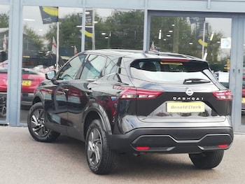 Used Nissan Qashqai 2023 for sale - 79545948: Photo