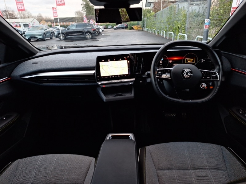 Used Renault Megane E Tech 2023 for sale - 78057426: Photo 2