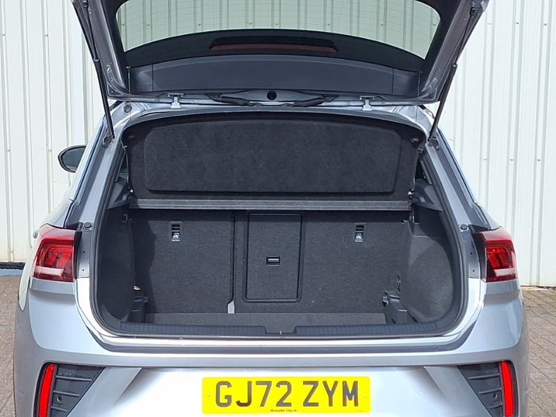 Used Volkswagen T-Roc 2022 for sale - 76720850: Photo 8