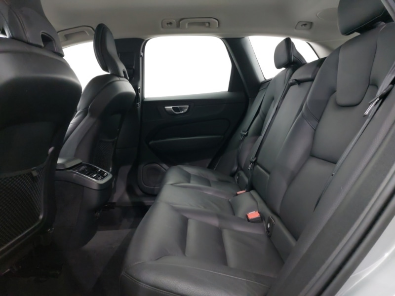 Used Volvo XC60 2023 for sale - 76970832: Photo 6