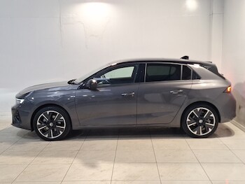 Used Vauxhall Astra 2025 for sale - 77343462: Photo