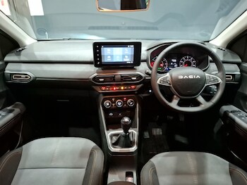 Used Dacia Sandero Stepway 2024 for sale - 76987489: Photo